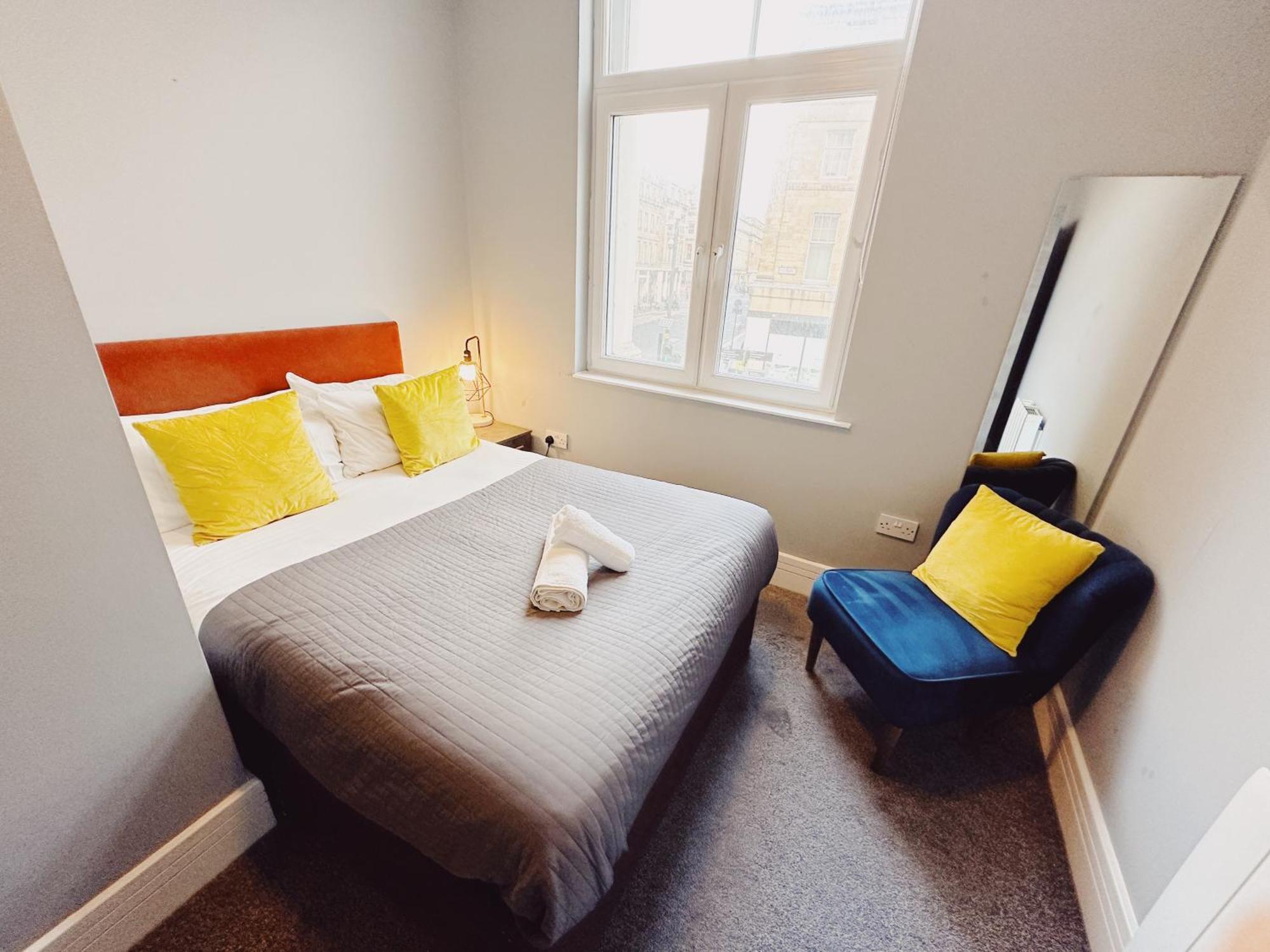 3 Bedroom Apartment In The Heart Of Newcastle - Modern - Sleeps 6 Exterior photo